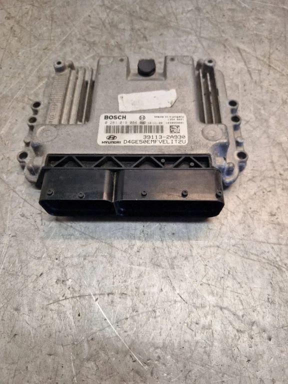 Dzinēja vadības bloks 391132A930