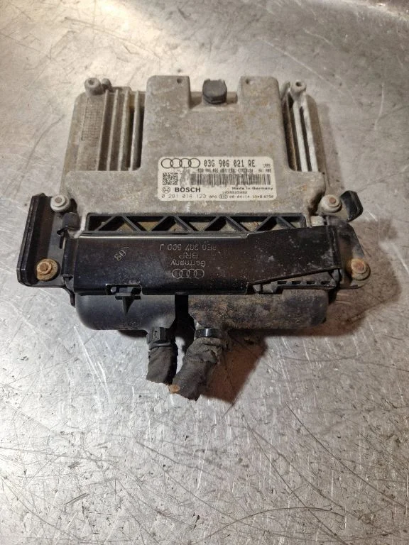 Sterownik silnika – Audi A3 S3 8P (2003-2012)