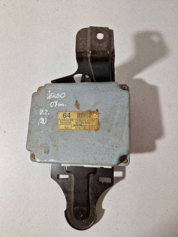 Mootori juhtplokk – Toyota Corolla Verso AR10 (2004-2009)