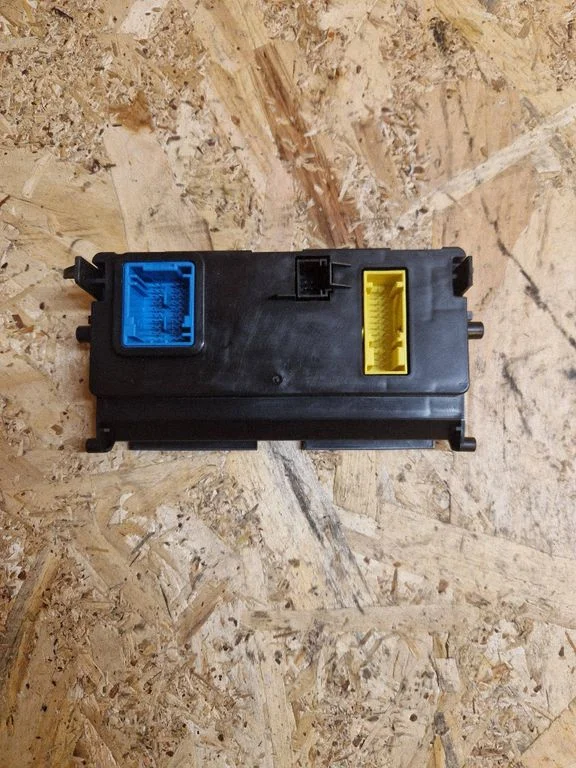 Other control units/modules 9665961580