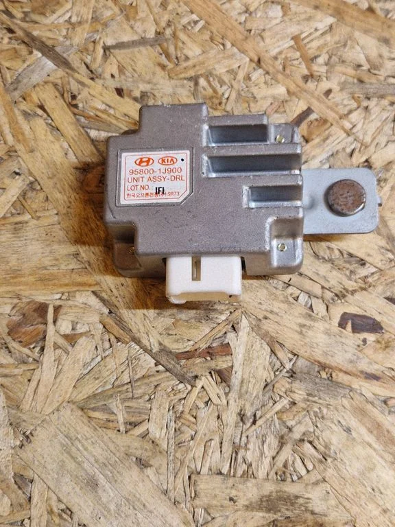 Other control units/modules 958001J900