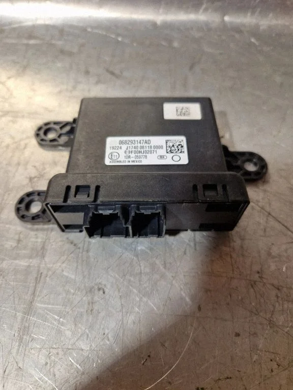 Other control units/modules 068293147AD