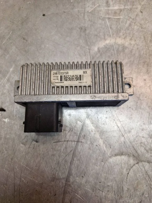 Pozostałe sterowniki i moduły 296103375R – Renault Zoe (2012-)