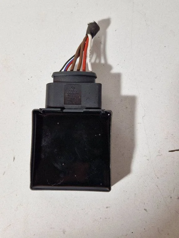 Other control units/modules 5Q0906121R