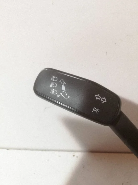 Wiper turn signal indicator stalk/switch 3Q0953521DJ