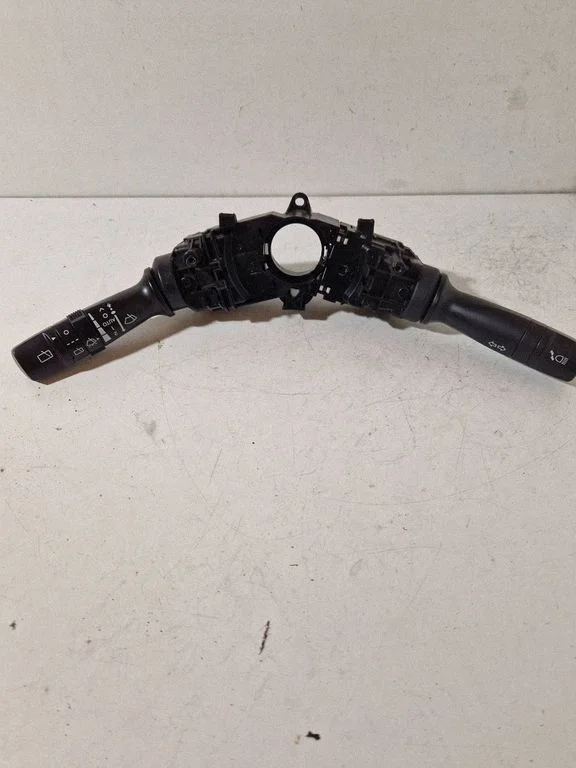 Wiper turn signal indicator stalk/switch 934103Z000