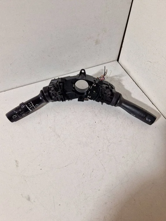 Wiper turn signal indicator stalk/switch 3763NA2211