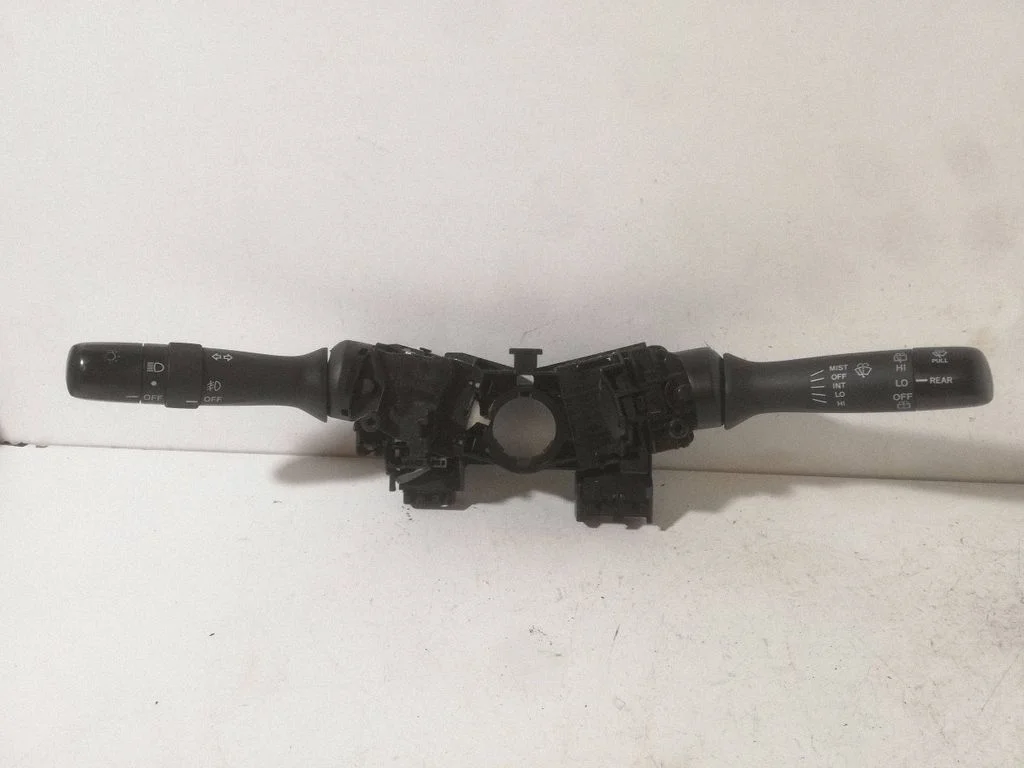 Wiper turn signal indicator stalk/switch 4708117F150