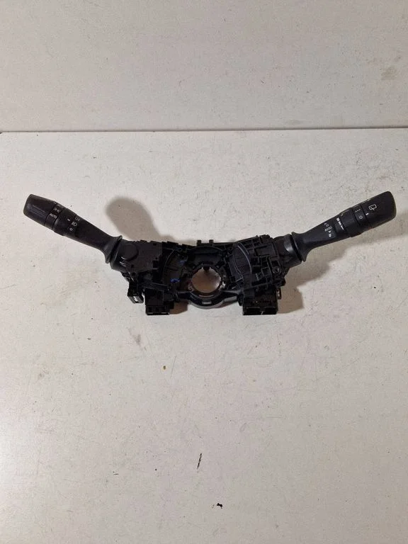 Wiper turn signal indicator stalk/switch 17J591 – Toyota C-HR I (2016-2023)