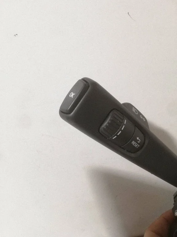 Wiper turn signal indicator stalk/switch – Volvo XC60 (2014-2016)