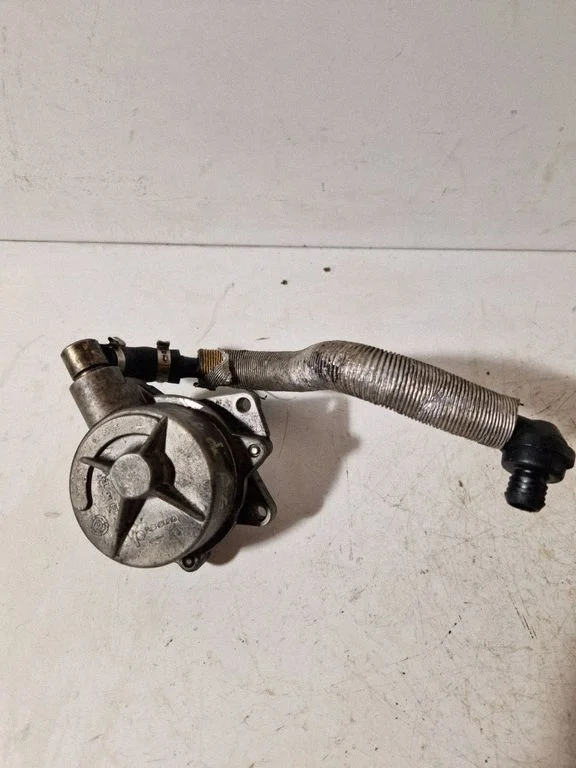 Vacuum pump 2218501