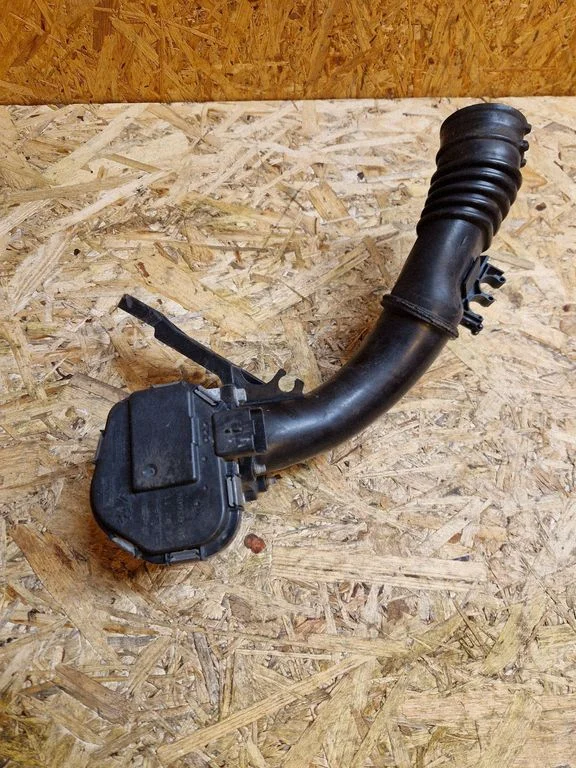 Throttle valve 9673534480