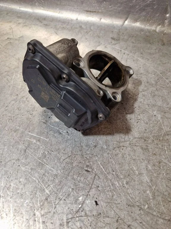 Throttle valve – BMW 3 Series F30 F35 F31 (2012-2018)