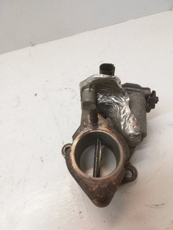 Throttle valve 284622F700