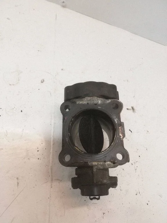 Throttle valve 0R0106G26