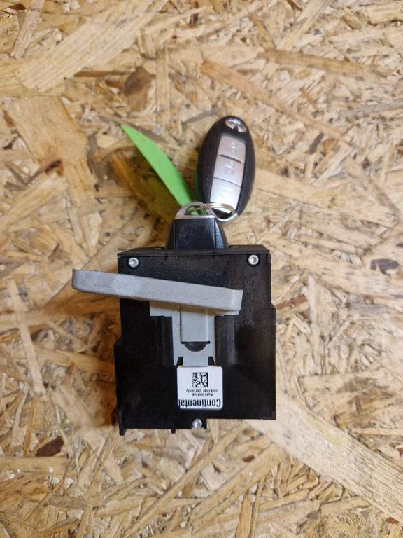 Ignition lock 285F51BA0A