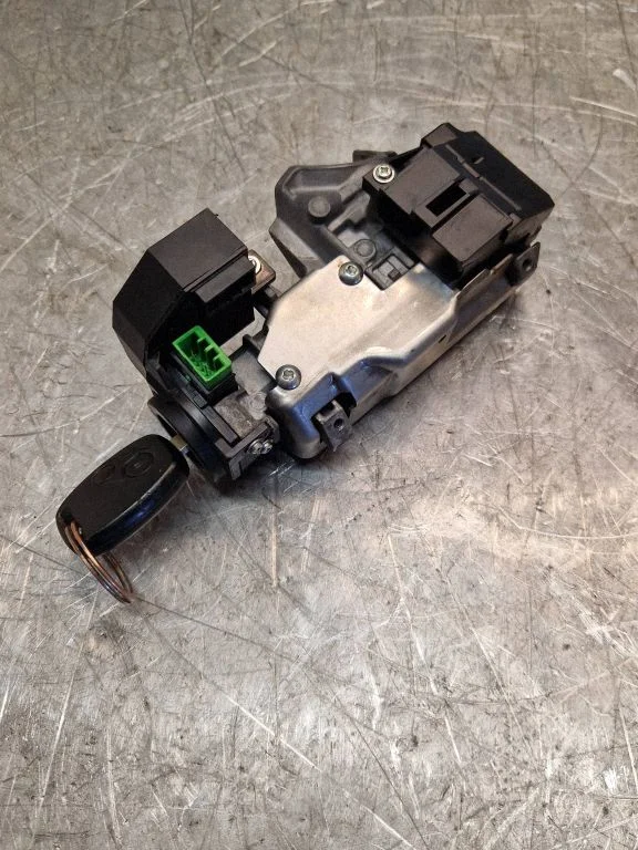 Süütelukk – Honda Civic (2006-2011)