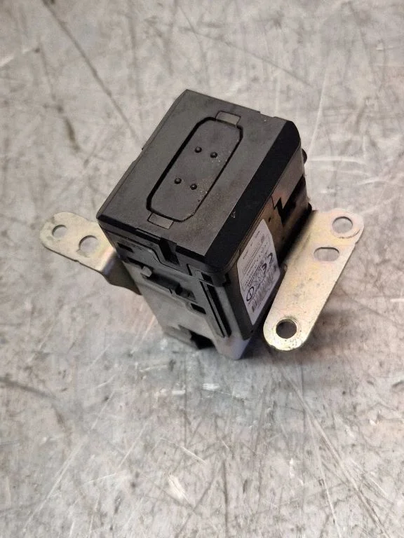Ignition lock – Toyota Corolla Verso AR10 (2004-2009)