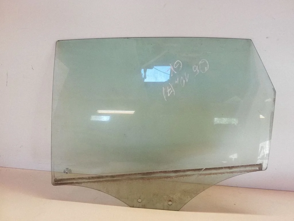 Rear door window glass 43R00048