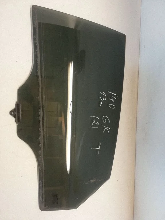 Rear door window glass 43R000385