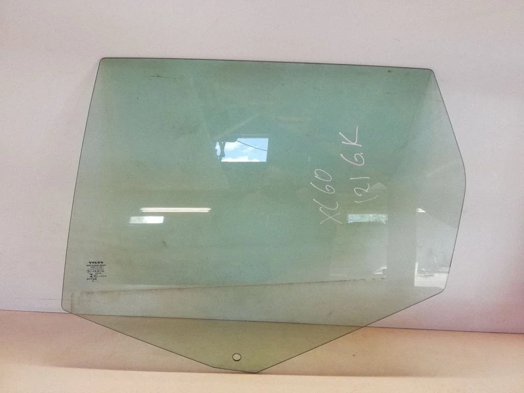 Rear door window glass 43R001105