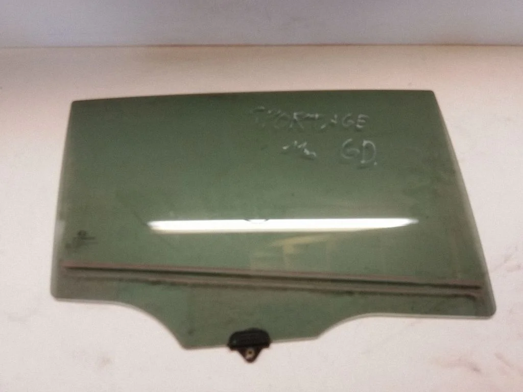 Rear door window glass 43R00351