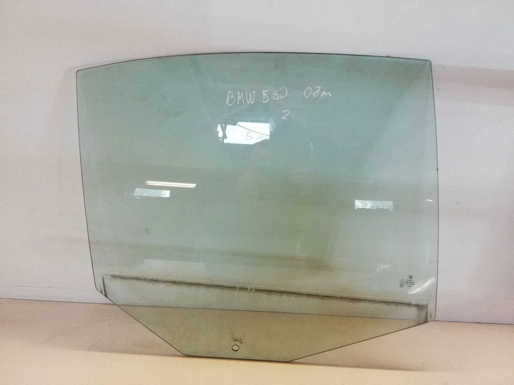 Rear door window glass 43R00049
