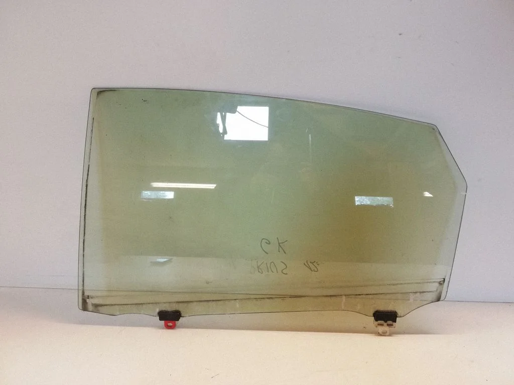 Rear door window glass – Toyota Prius (XW30) (2009-2015)