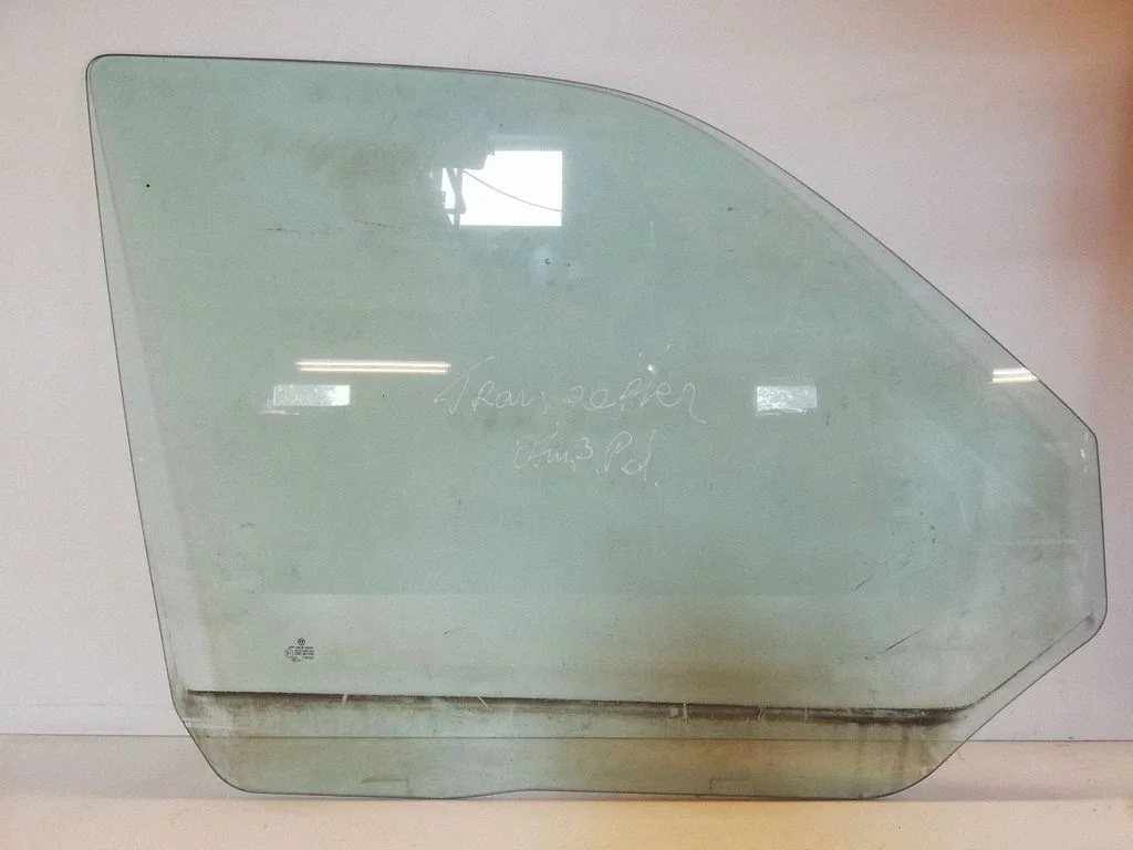 Front door window glass four-door – Volkswagen Transporter - Caravelle T5 (2003-2015)