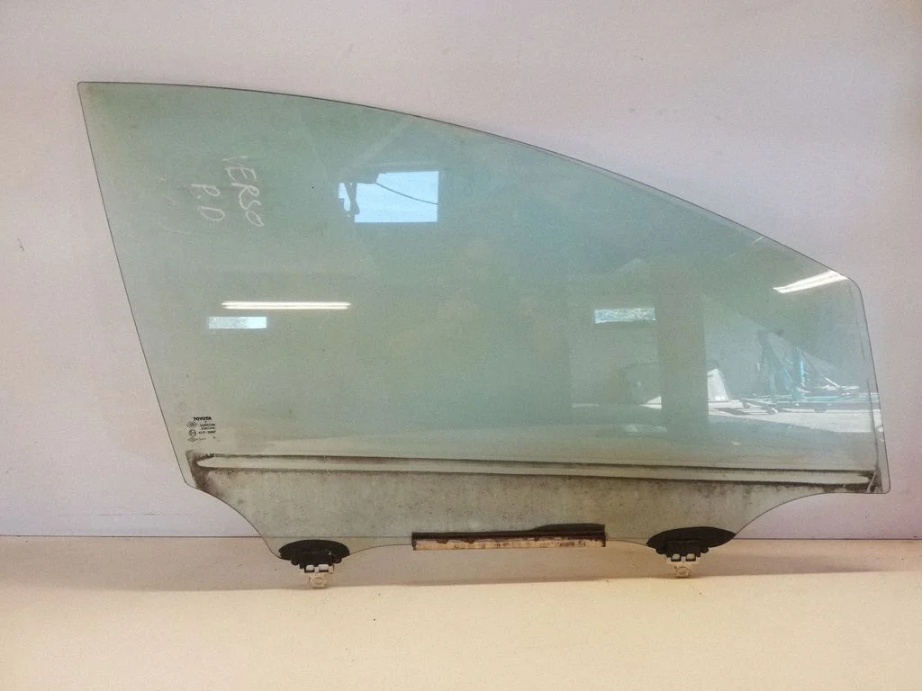 Esiukse põhiklaas (neljaukselise) – Toyota Corolla Verso AR10 (2004-2009)