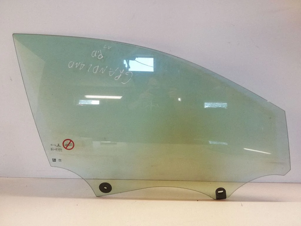 Galvenais priekšējo durvju stikls (četrdurvju) 43R00049