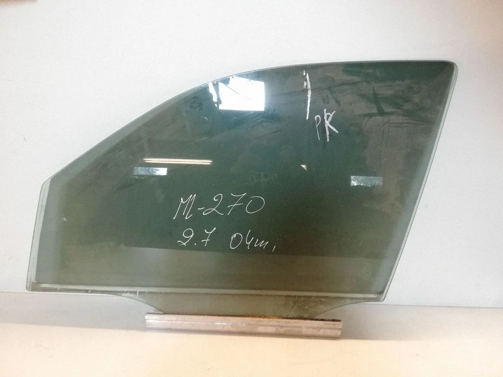 Front door window glass four-door – Mercedes-Benz ML-Class W163 (1997-2005)