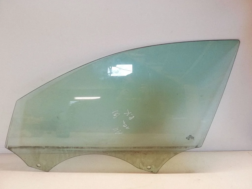 Front door window glass four-door – Audi A4 Allroad B8 (2008-2016)
