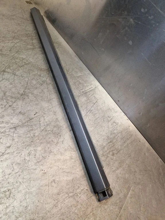 Sill 76851JY00A