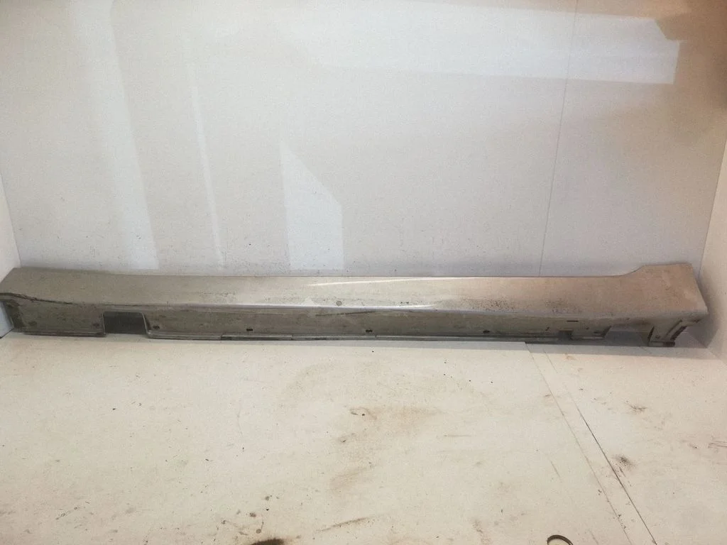 Sill 51777178121