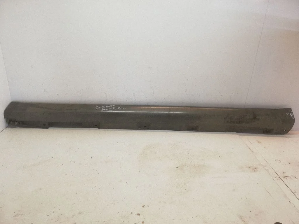 Sill – Toyota Corolla Verso AR10 (2004-2009)