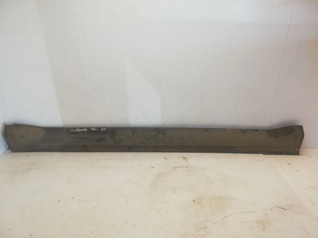 Sill 6512A02502