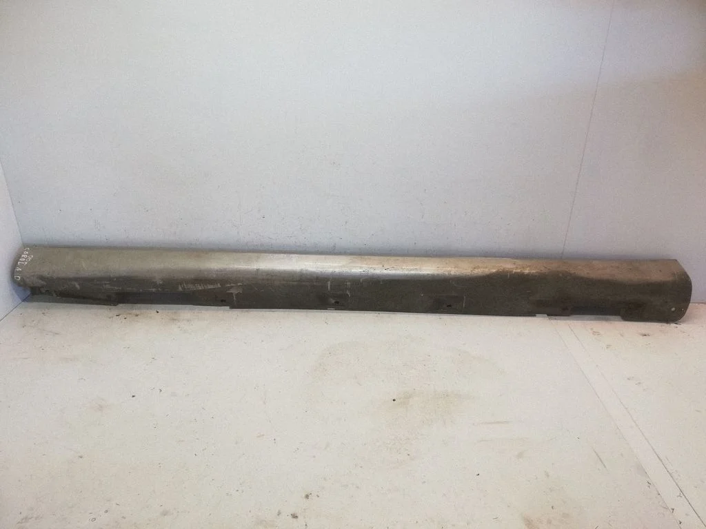 Sill – Toyota Corolla Verso AR10 (2004-2009)
