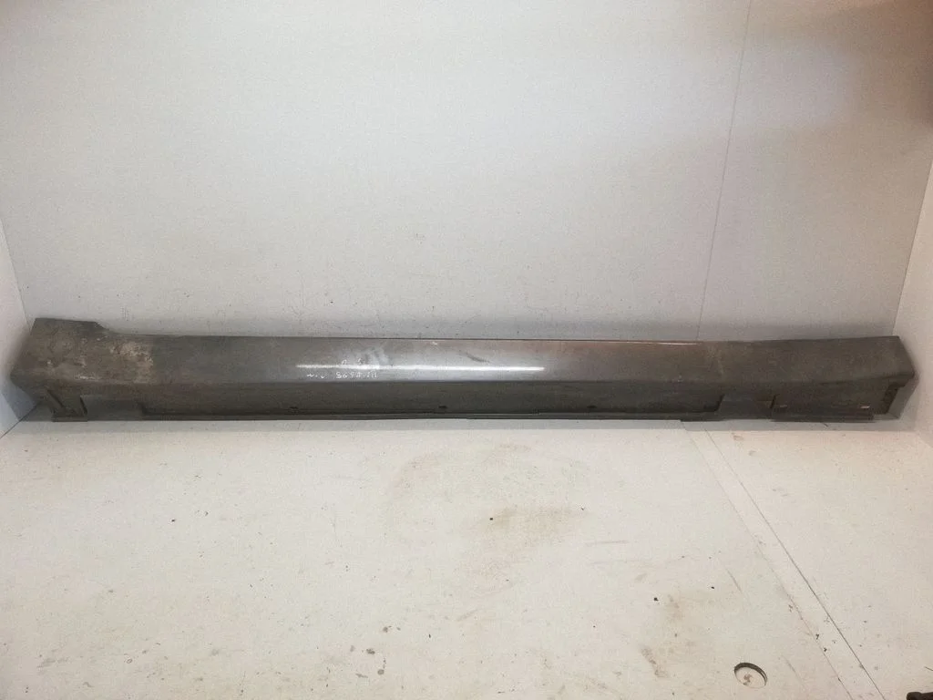 Sill 51777178122