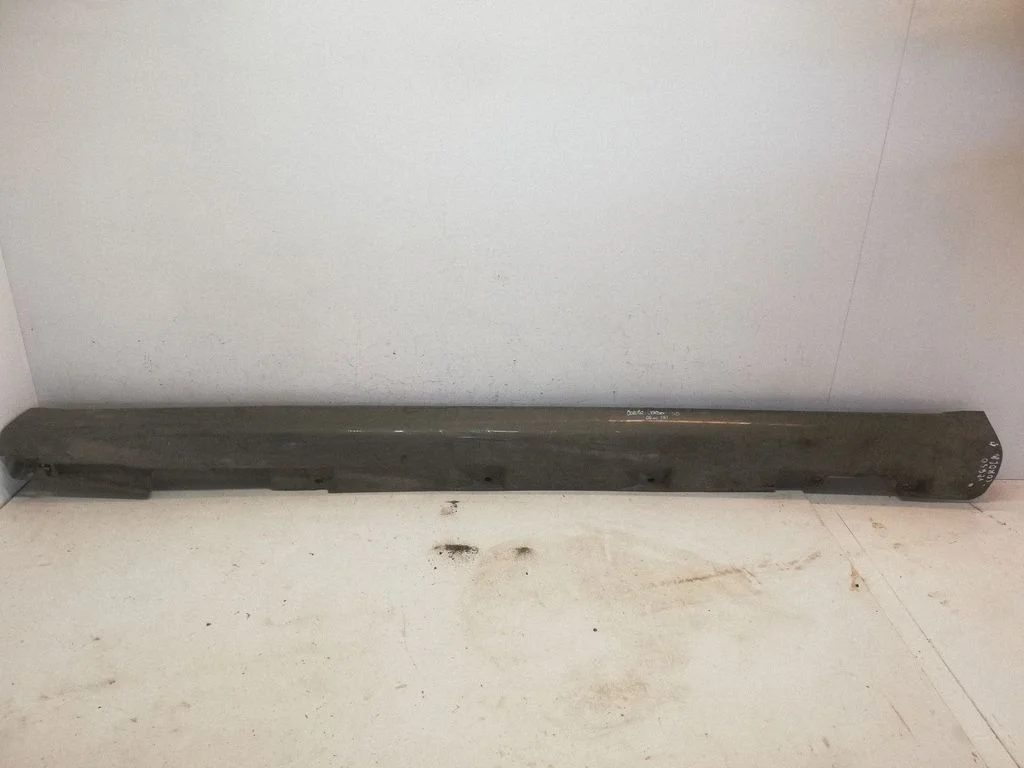 Sill – Toyota Corolla Verso AR10 (2004-2009)