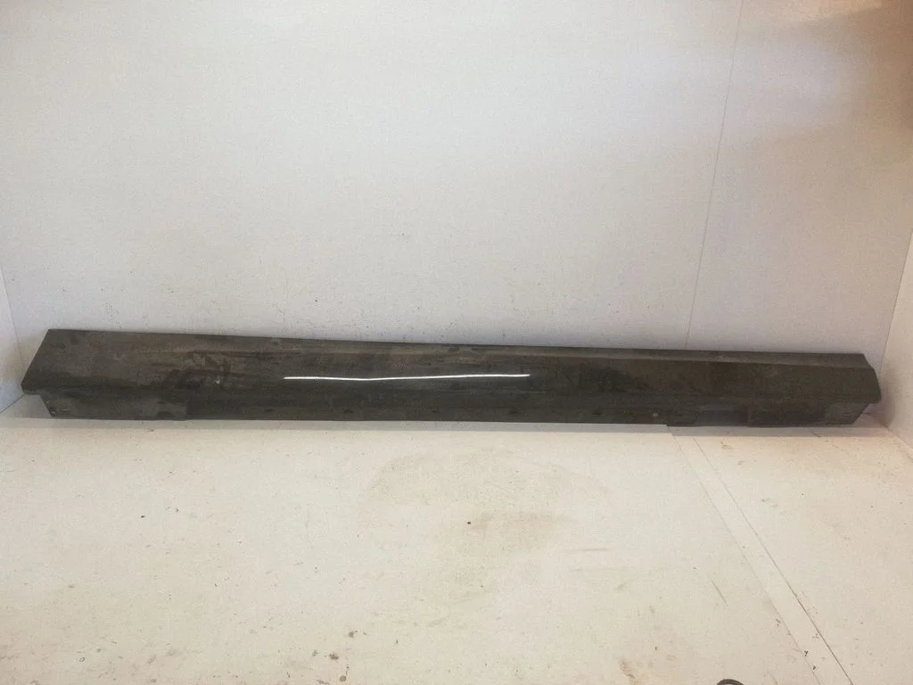 Sill 51777202652