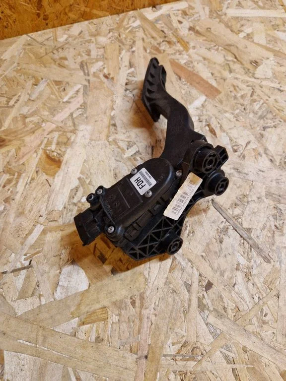 Accelerator throttle pedal 32700XXXXX