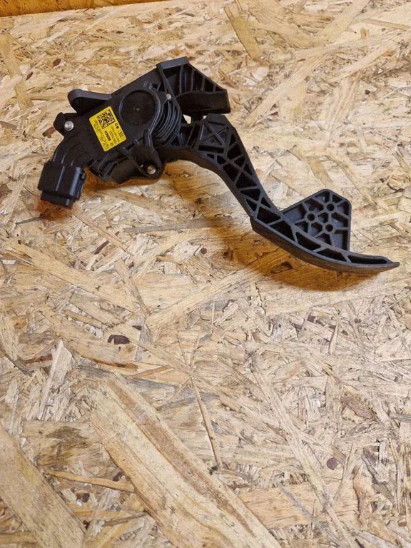 Accelerator throttle pedal 0280755223