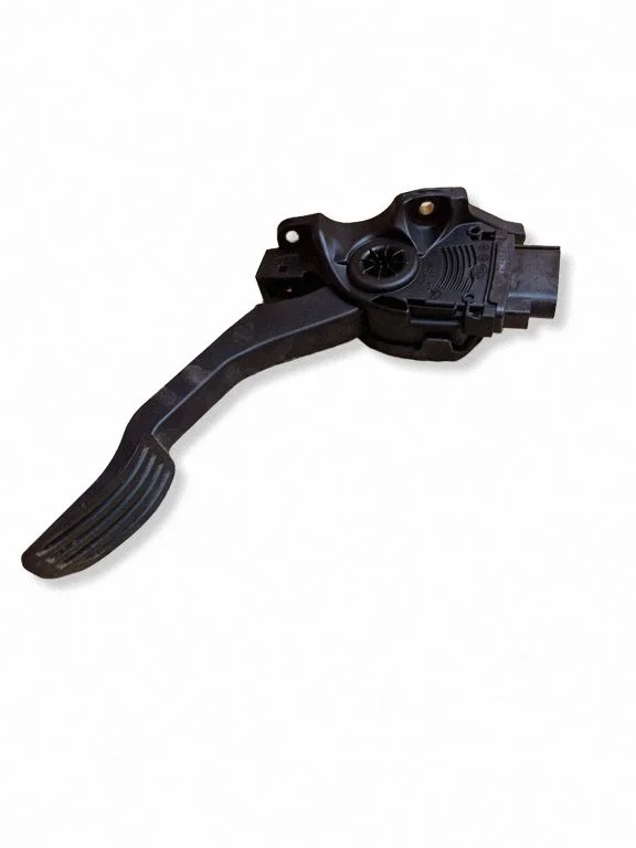 Accelerator throttle pedal 31329061