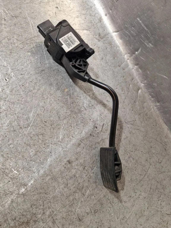 Accelerator throttle pedal 86ET30