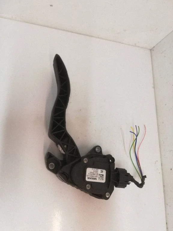 Accelerator throttle pedal 180024BA0B