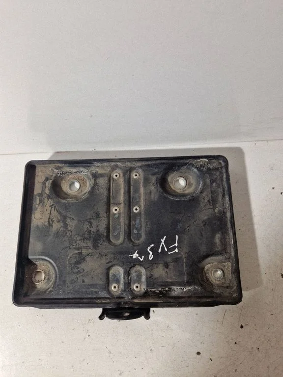Akumulatora paliktnis 64866JK600