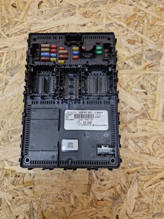 Fuse module JU5T15604EJH