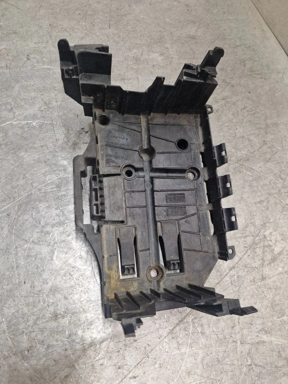 Battery tray – Peugeot 508 RXH (2011-2018)
