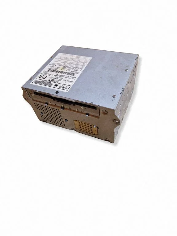 Radio, odtwarzacz CD/DVD, nawigacja 259151MK2A